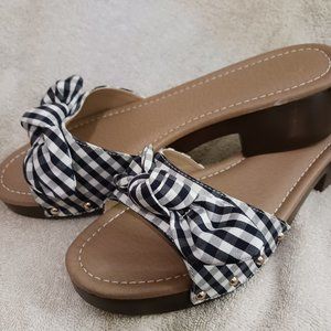 Comfort est 1946 Blue and White Checkered Slide Sandal